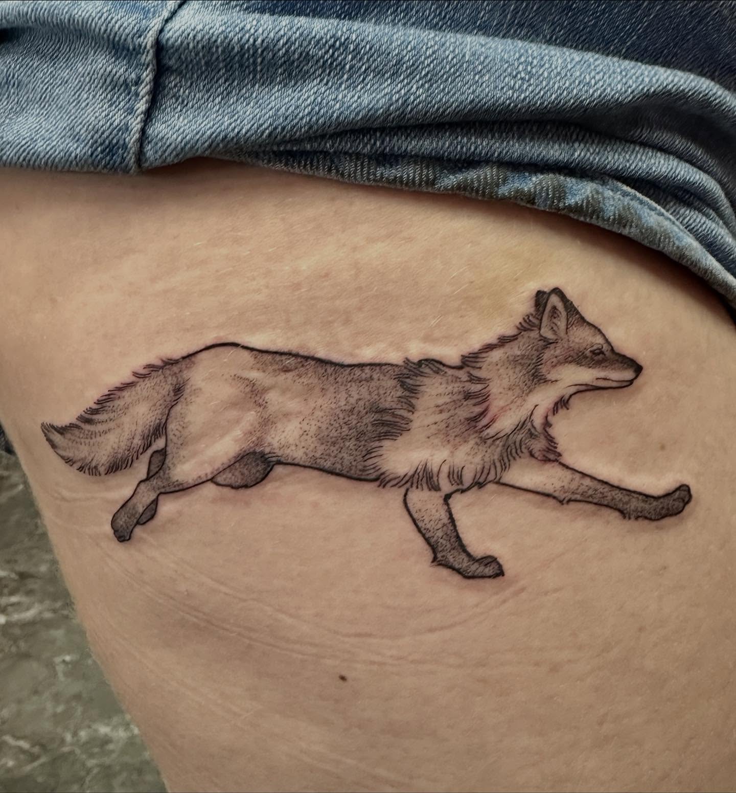 Tattoo by @all_buttered_up โ black_and_grey
