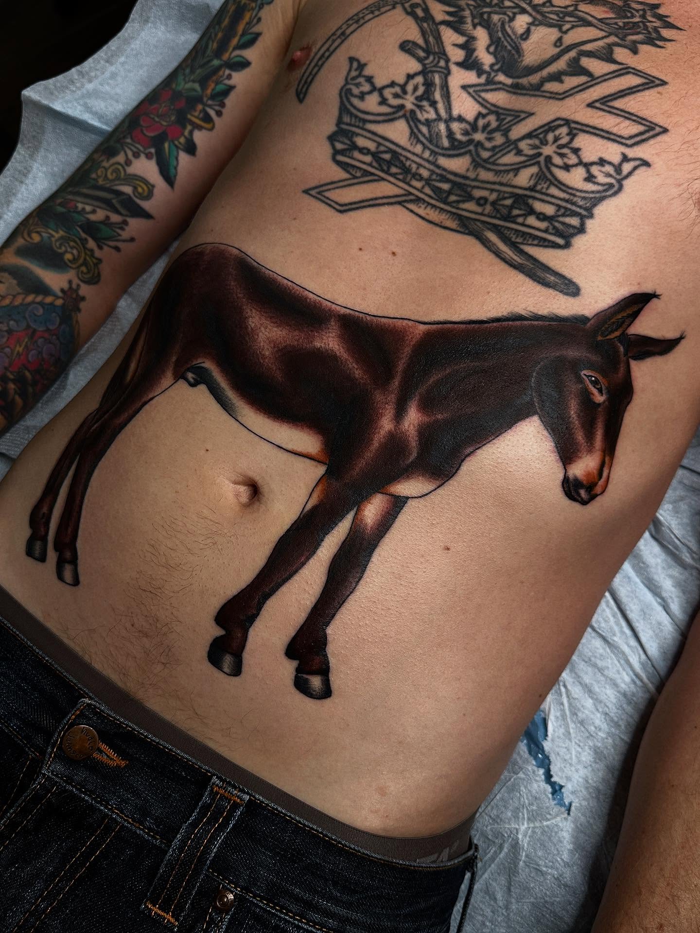 Tattoo by @samavitia — realism