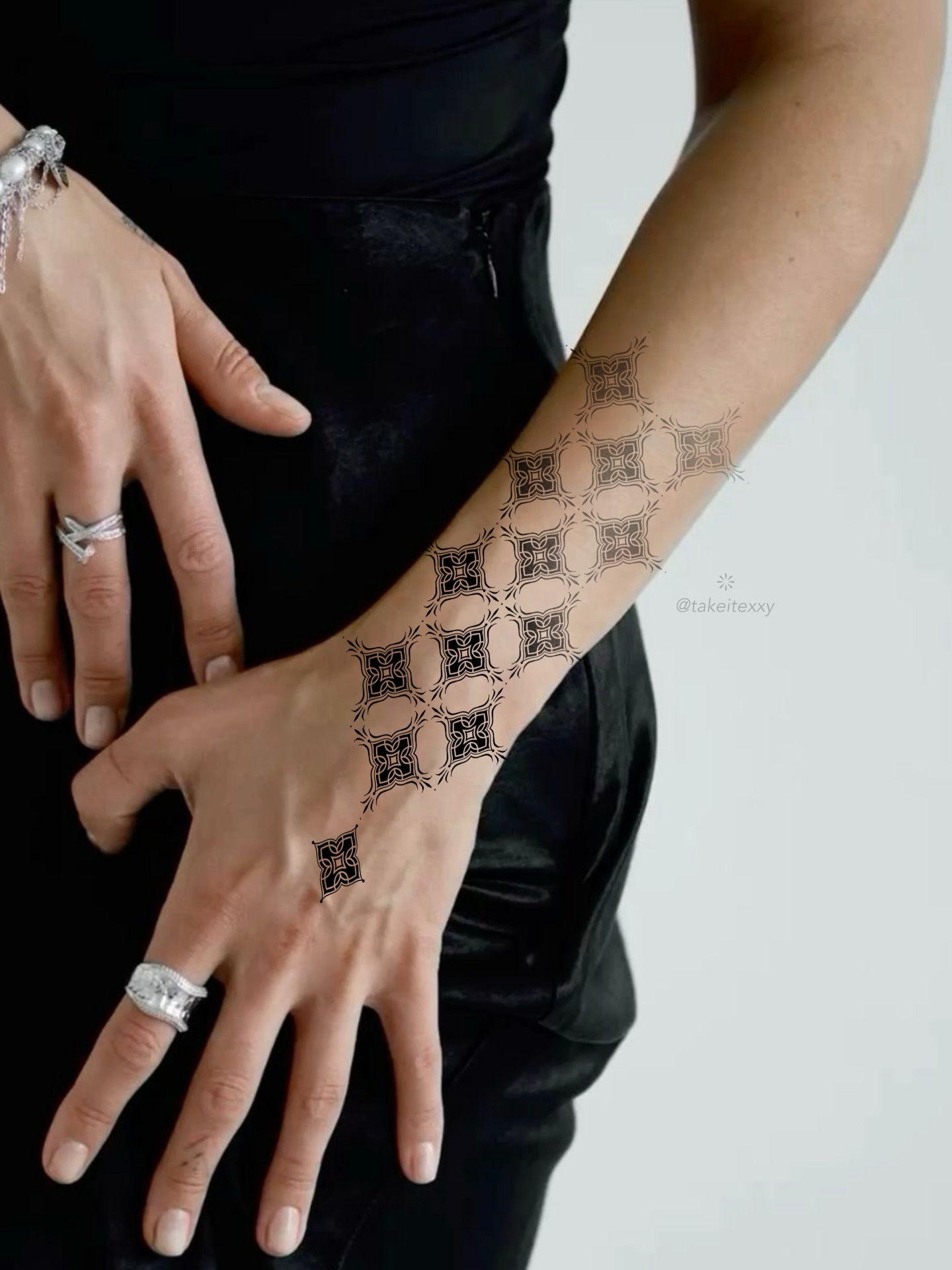 Geometric pattern geometric tattoo on the forearm by Easy