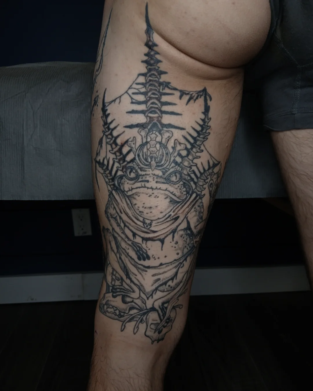 Tattoo by @khymmoon — black_and_grey