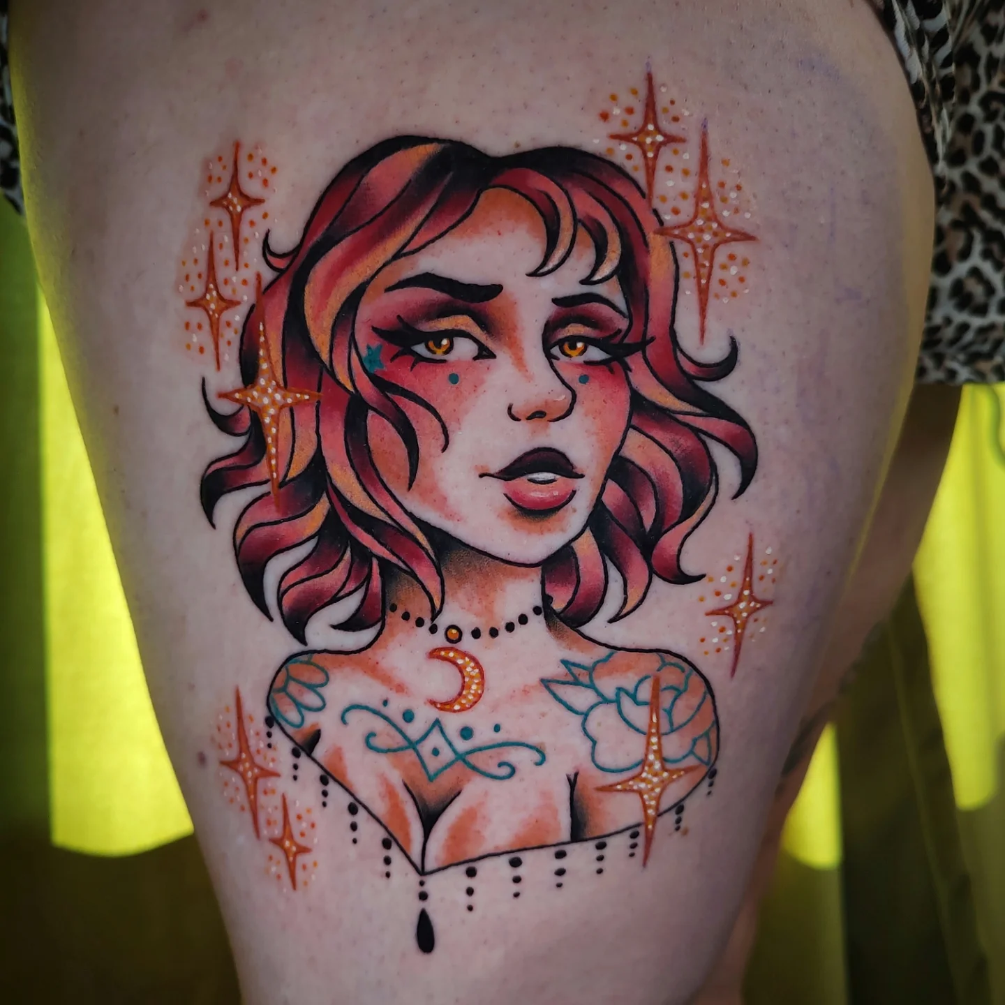 Woman with stars American traditional tattoo on the thigh by Hope Higgins