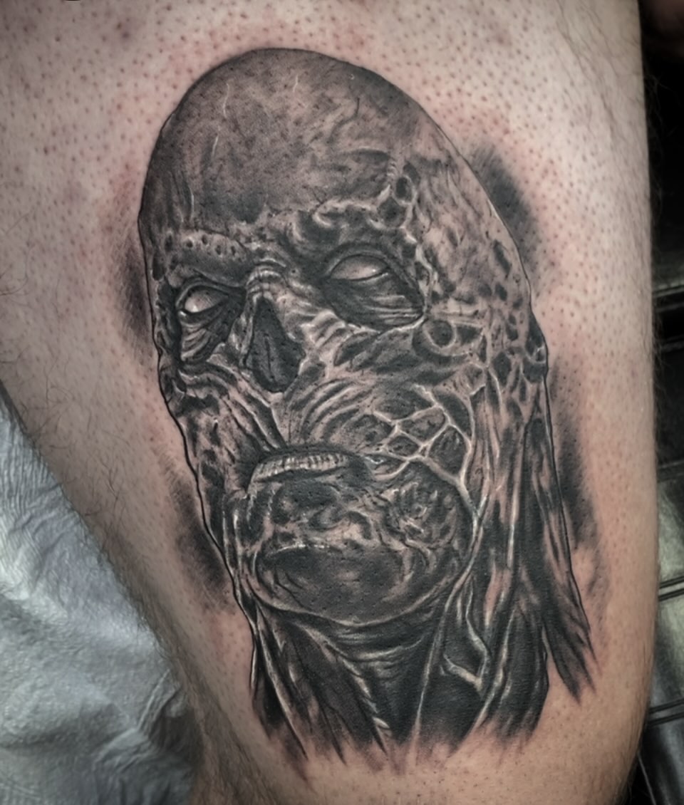 Alien head realism tattoo on the thigh by ⚡️Jay Cunliffe⚡️