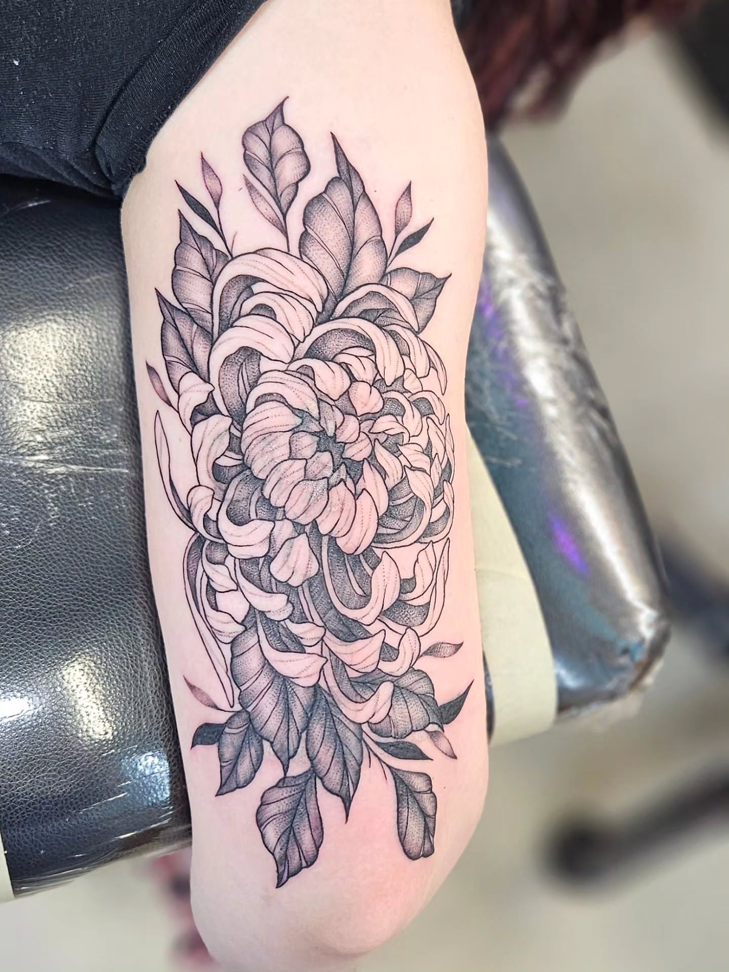 Tattoo by @jordanna_pearl — black_and_grey