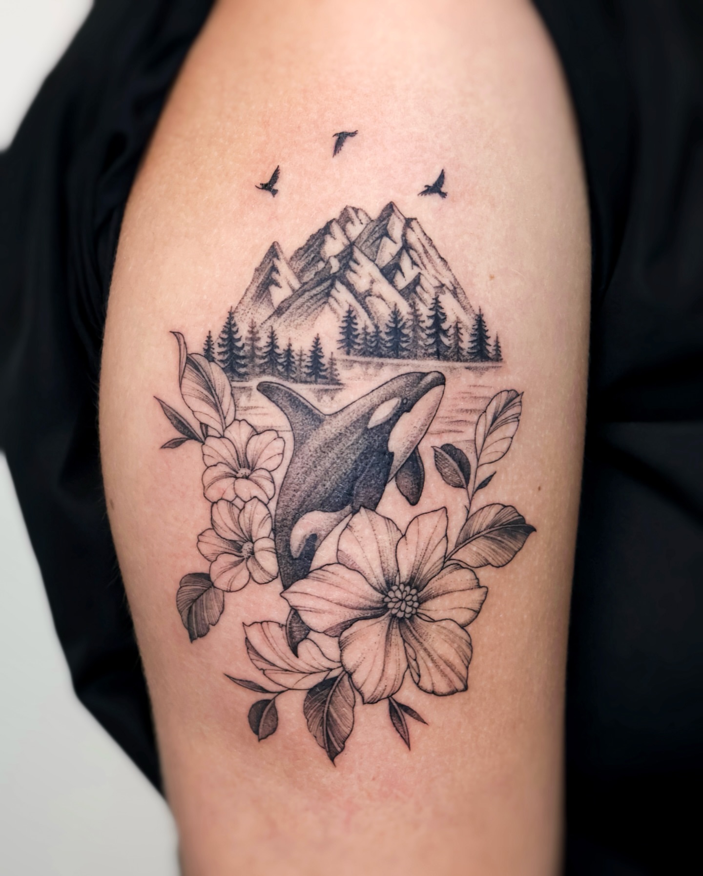 Tattoo by @yulight_tattoo — black_and_grey