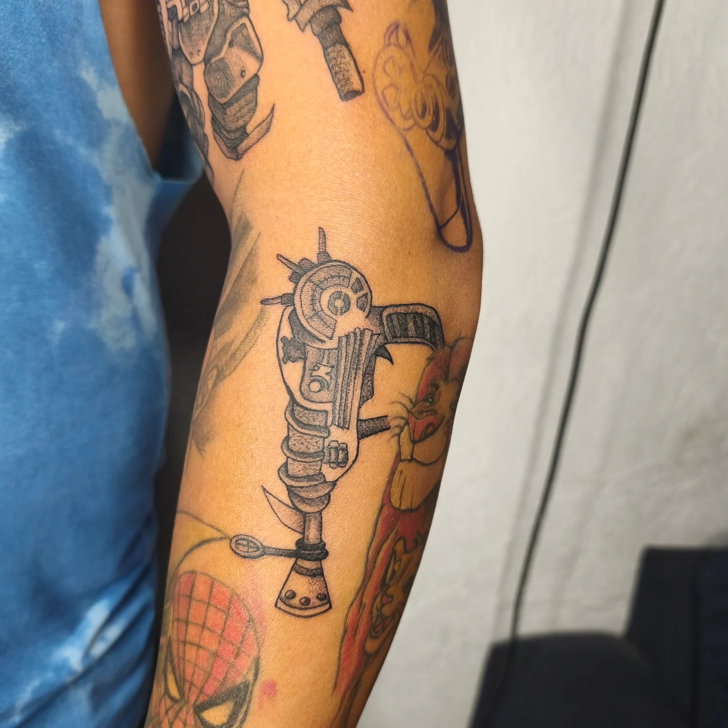 Tattoo by @mello_blue_tatto0 β black_and_grey