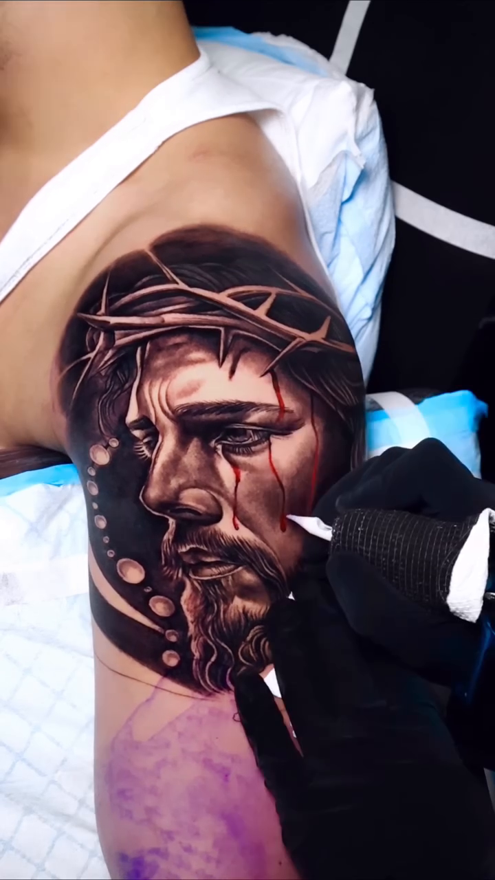 Jesus Christ portrait realism tattoo by Ali Saleh 🇱🇧 Detroit Tattoo Artist, Dearborn, Michigan