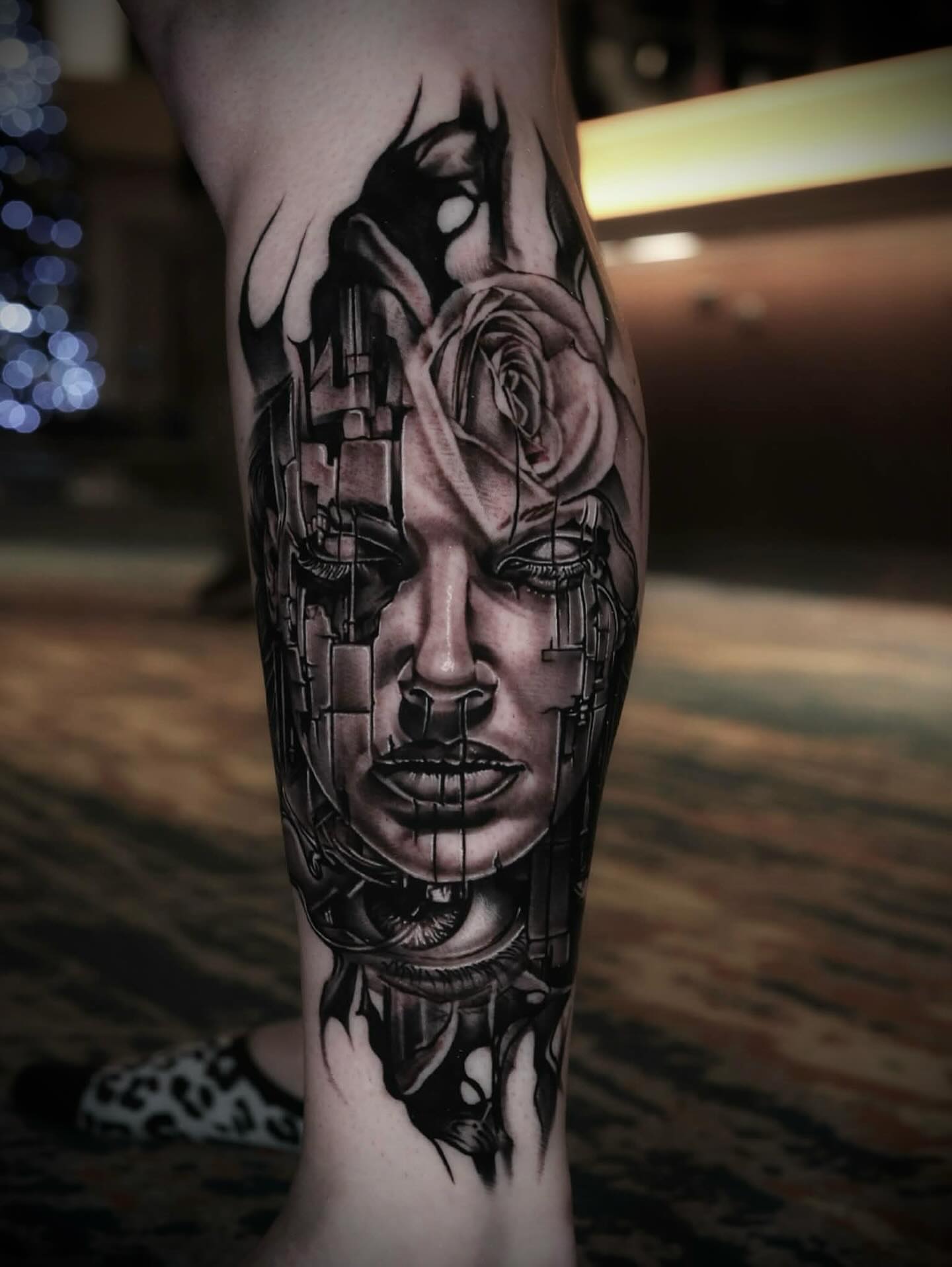 Tattoo by @anthonyclesceritattoo — black_and_grey, geometric
