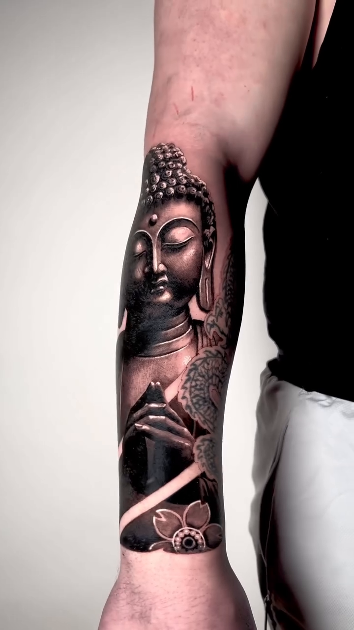 Buddha realism tattoo by Eltche Art Tattoo