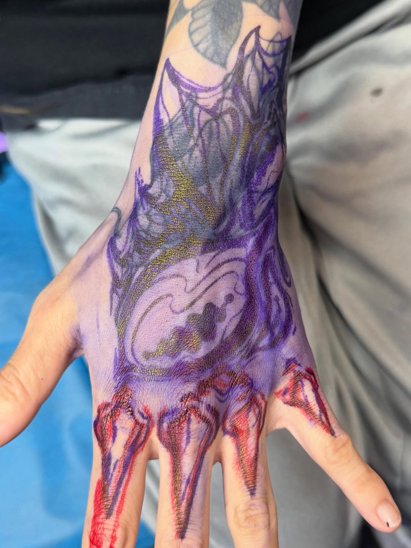 Tattoo by @nicoleroartattoos — dotwork