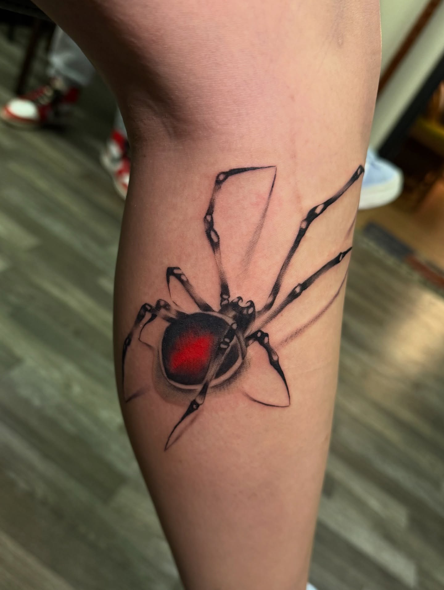 Spider realism tattoo on the forearm by 𝙰𝚛𝚕𝚒𝚗𝚐𝚝𝚘𝚗 𝚃𝚊𝚝𝚝𝚘𝚘 𝙰𝚛𝚝𝚒𝚜𝚝 ✴︎ 𝚝𝚊𝚝𝚜𝚇𝚟𝚊𝚕