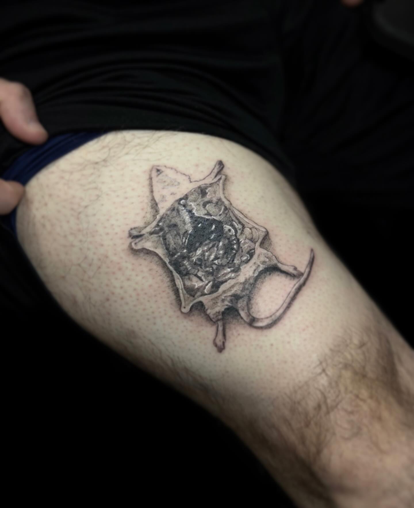 Abstract geometric geometric tattoo on the thigh by Ashtyn ☾