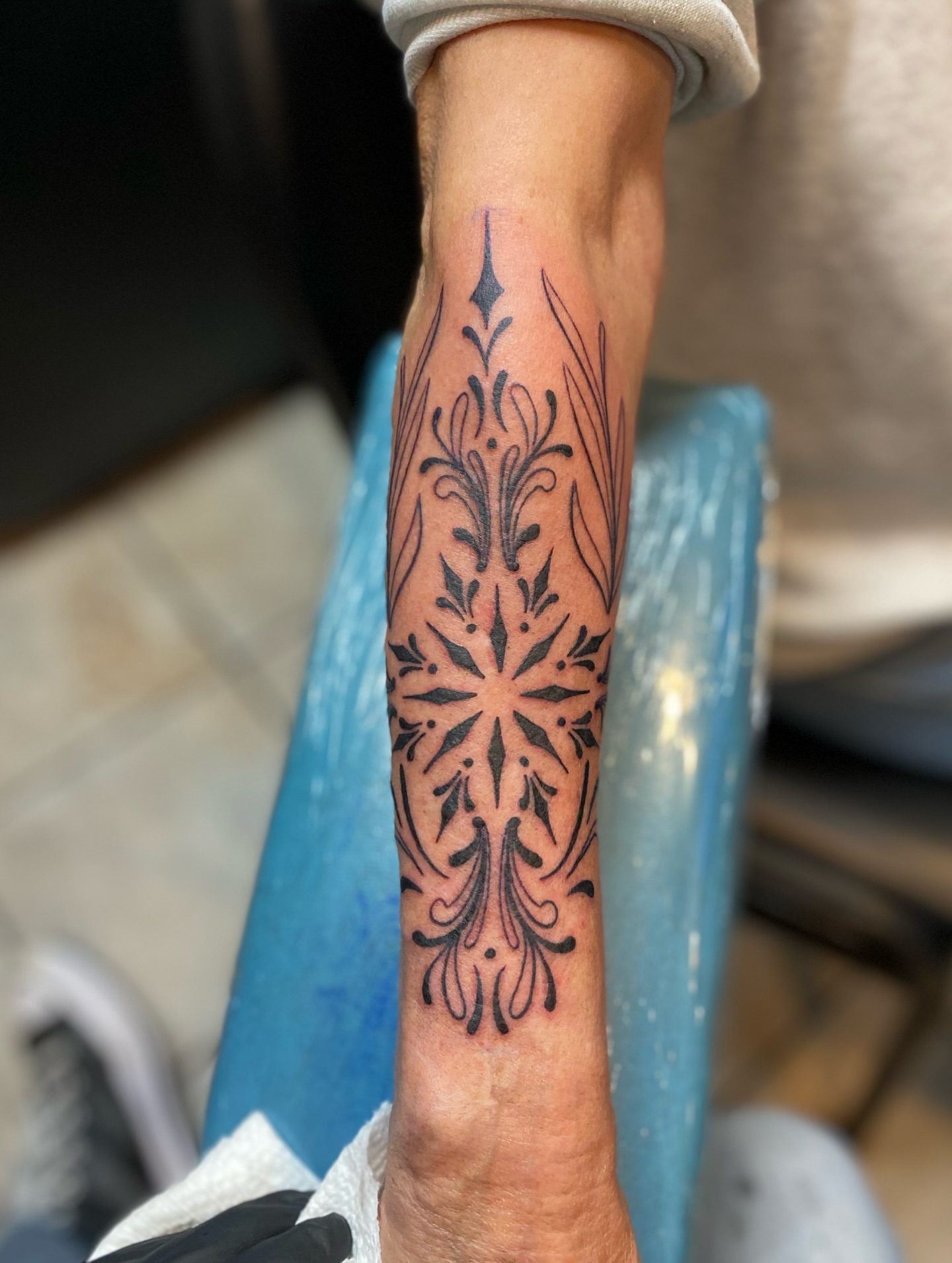 Tattoo by @kryzjewell — geometric, black_and_grey
