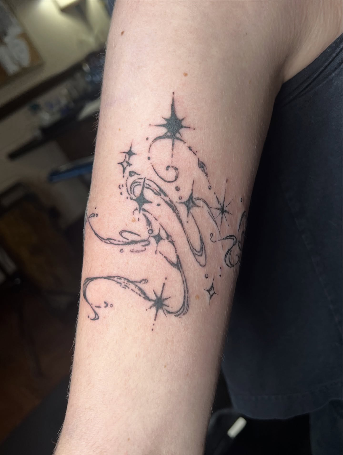 Tattoo by @divagirl_superstar — black_and_grey