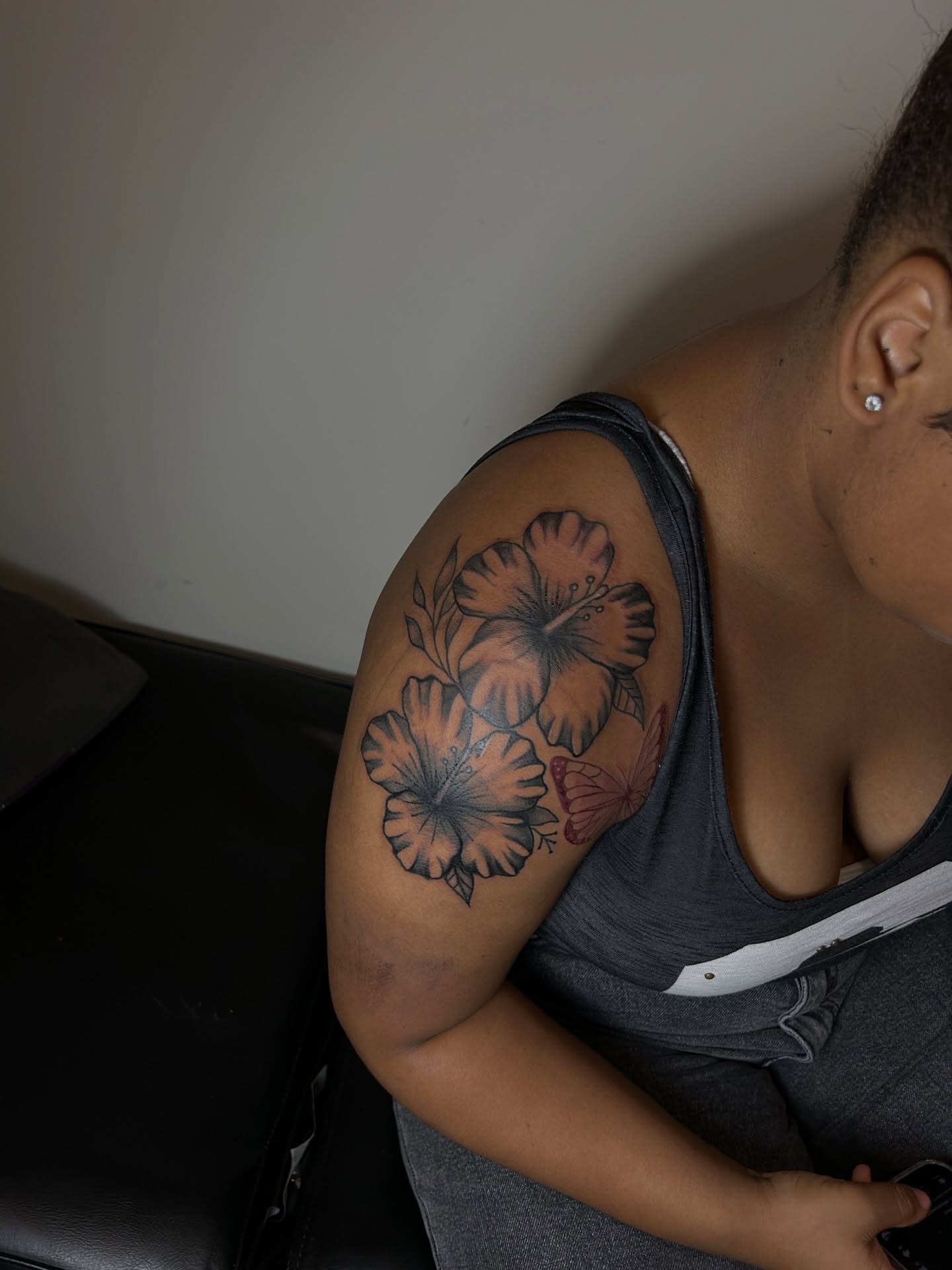 Tattoo by @nylainkedyou — black_and_grey