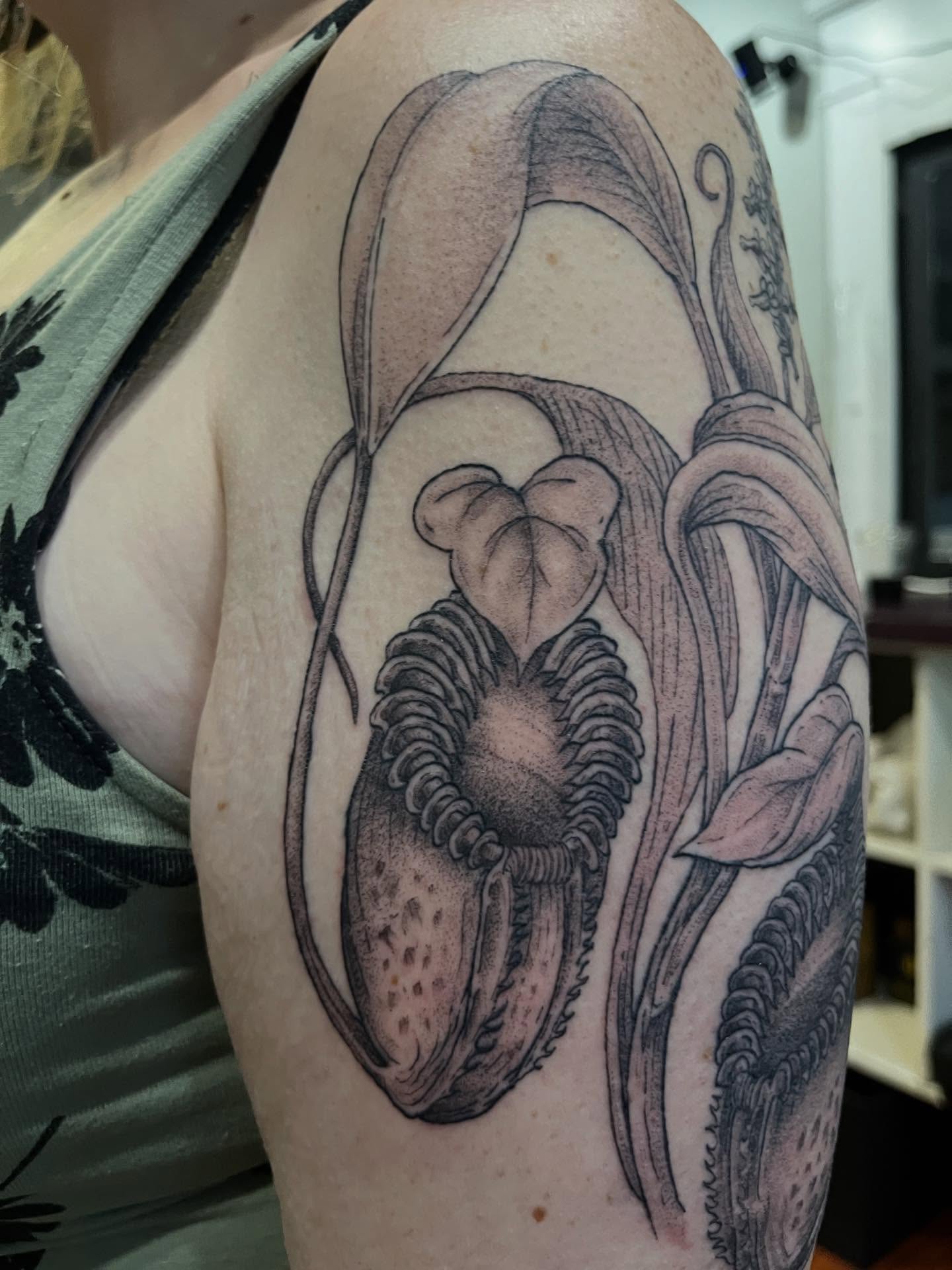 Tattoo by @vincent_espinoza_tattoo — black_and_grey