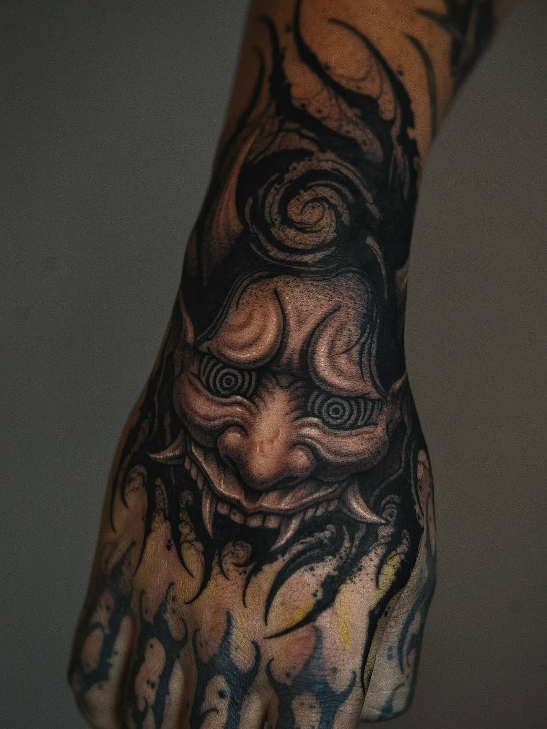 Tattoo by @blxcoxttt — black_and_grey, realism