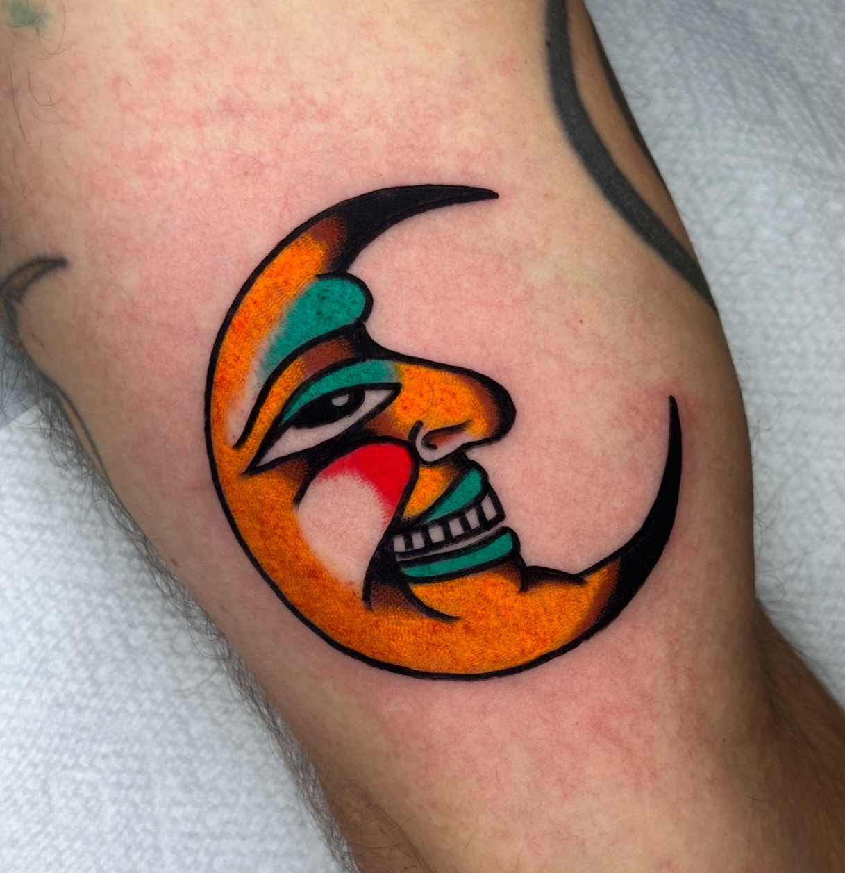 Tattoo by @jessbakertattoo — american_traditional