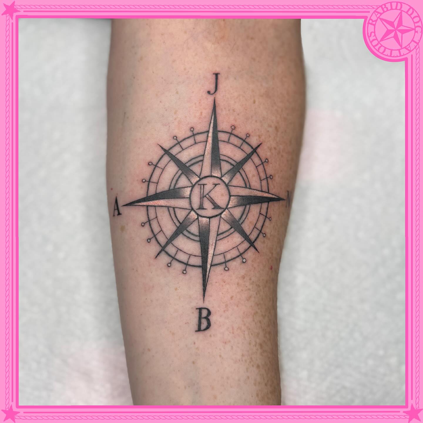 Compass black and grey tattoo on the forearm by 𝕷𝖊𝖝𝖎 𝕽𝖚𝖓𝖞𝖔𝖓