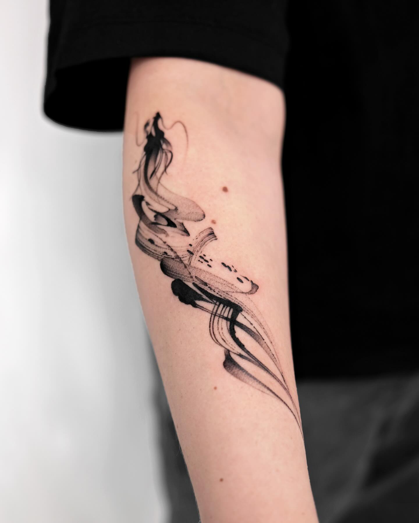 Tattoo by @mukyeon_tattoo — dotwork, black_and_grey