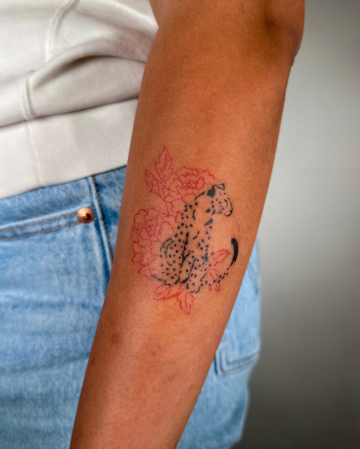 Tattoo by @suzietattoo — dotwork