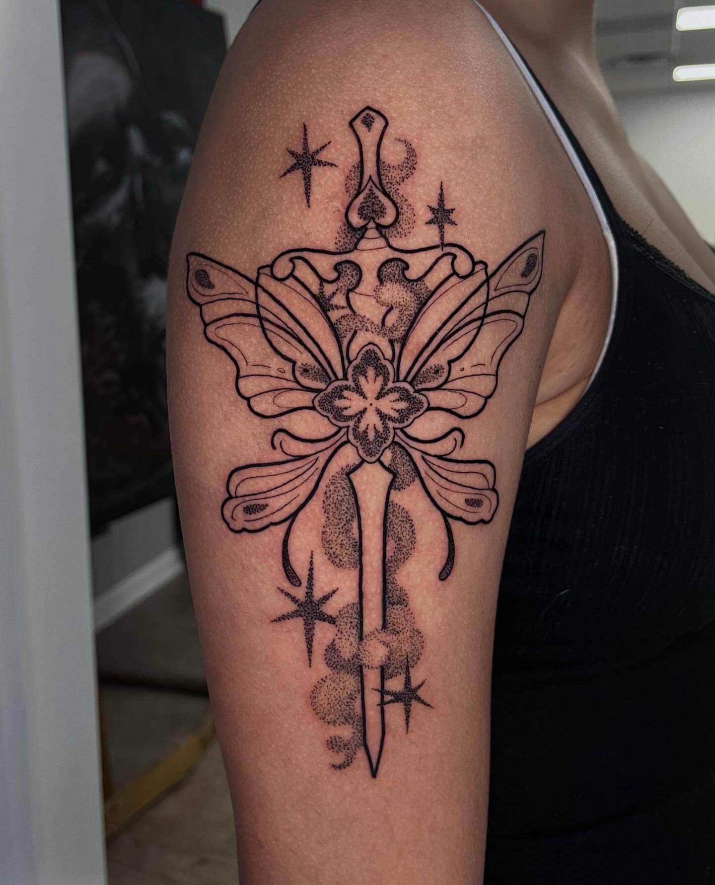 Tattoo by @rockylovetattoos — dotwork