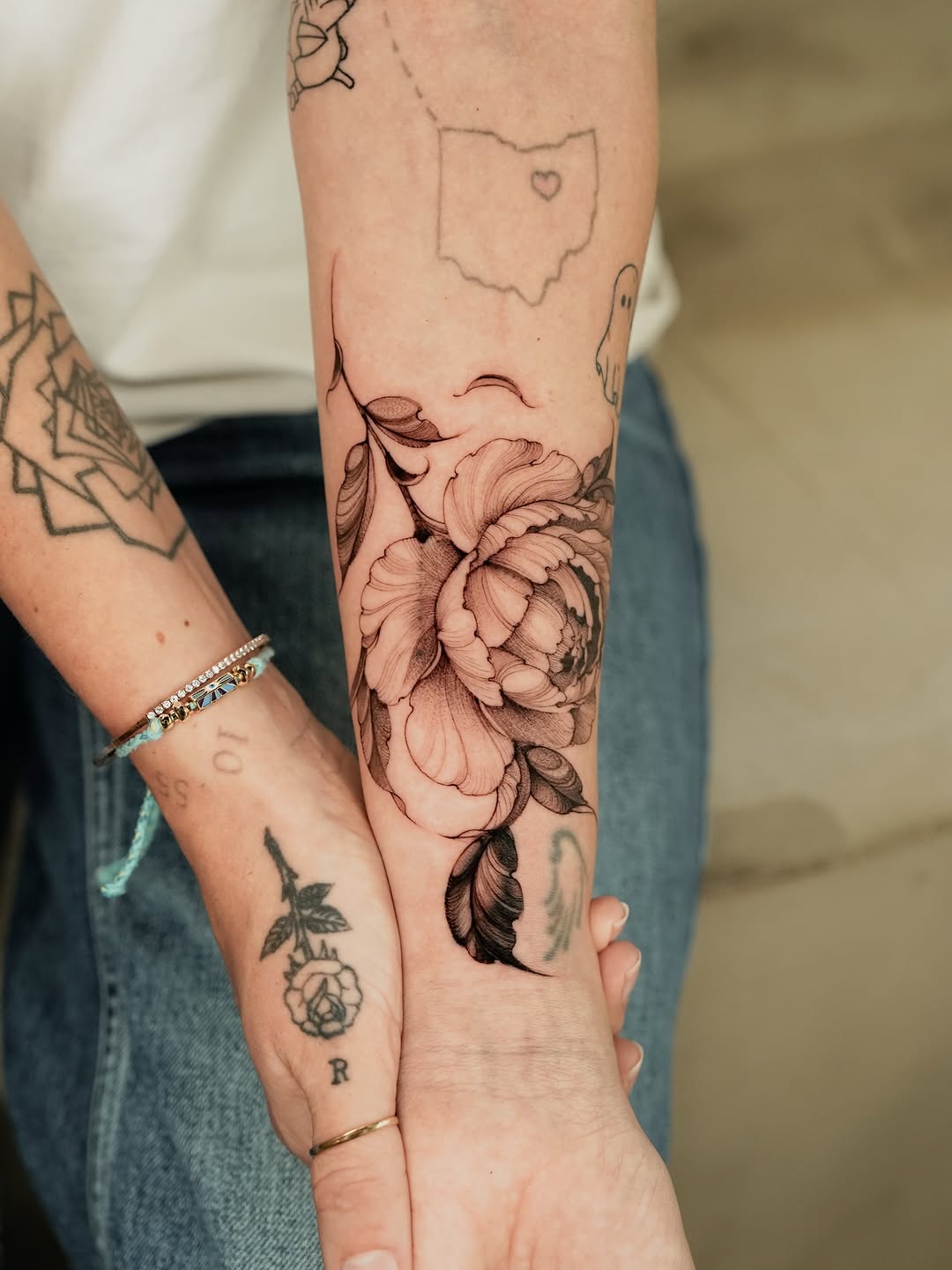 Tattoo by @tinnasole — fine_line, black_and_grey