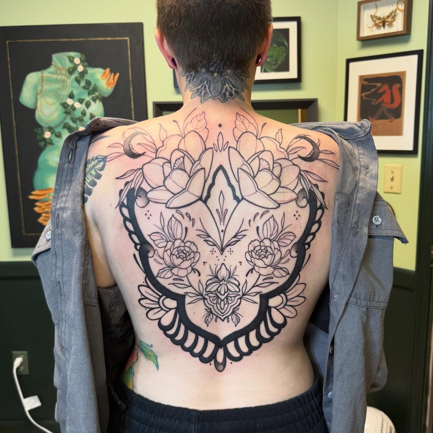 Floral mandala American traditional tattoo on the back by Taytum Marsing, Salt Lake City, Utah