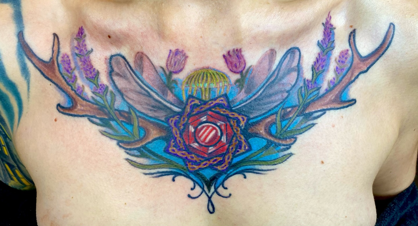 Antlers and thistle neo-traditional tattoo on the chest by Bacon 🥓