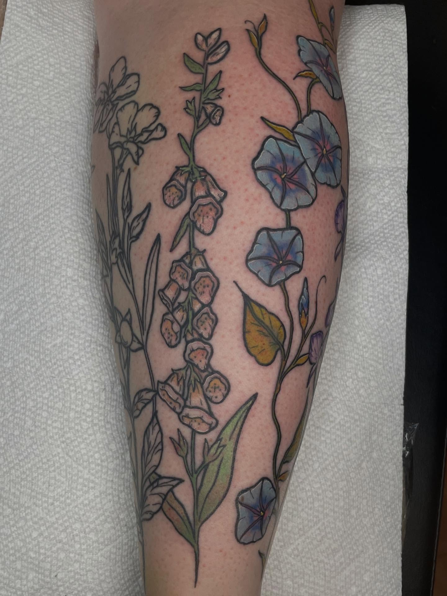 Tattoo by @thekaityfacetattoos β illustrative