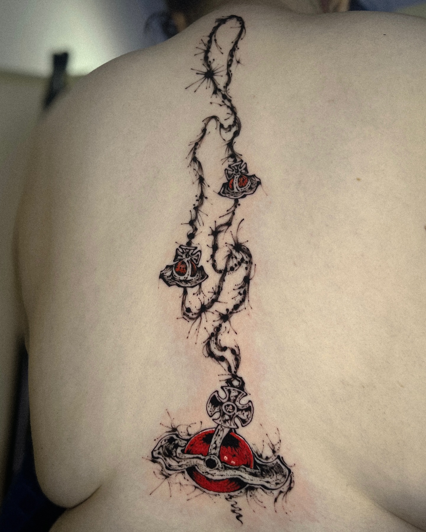Mechanical gears and red sphere neo-traditional tattoo on the back by мια ѕυη