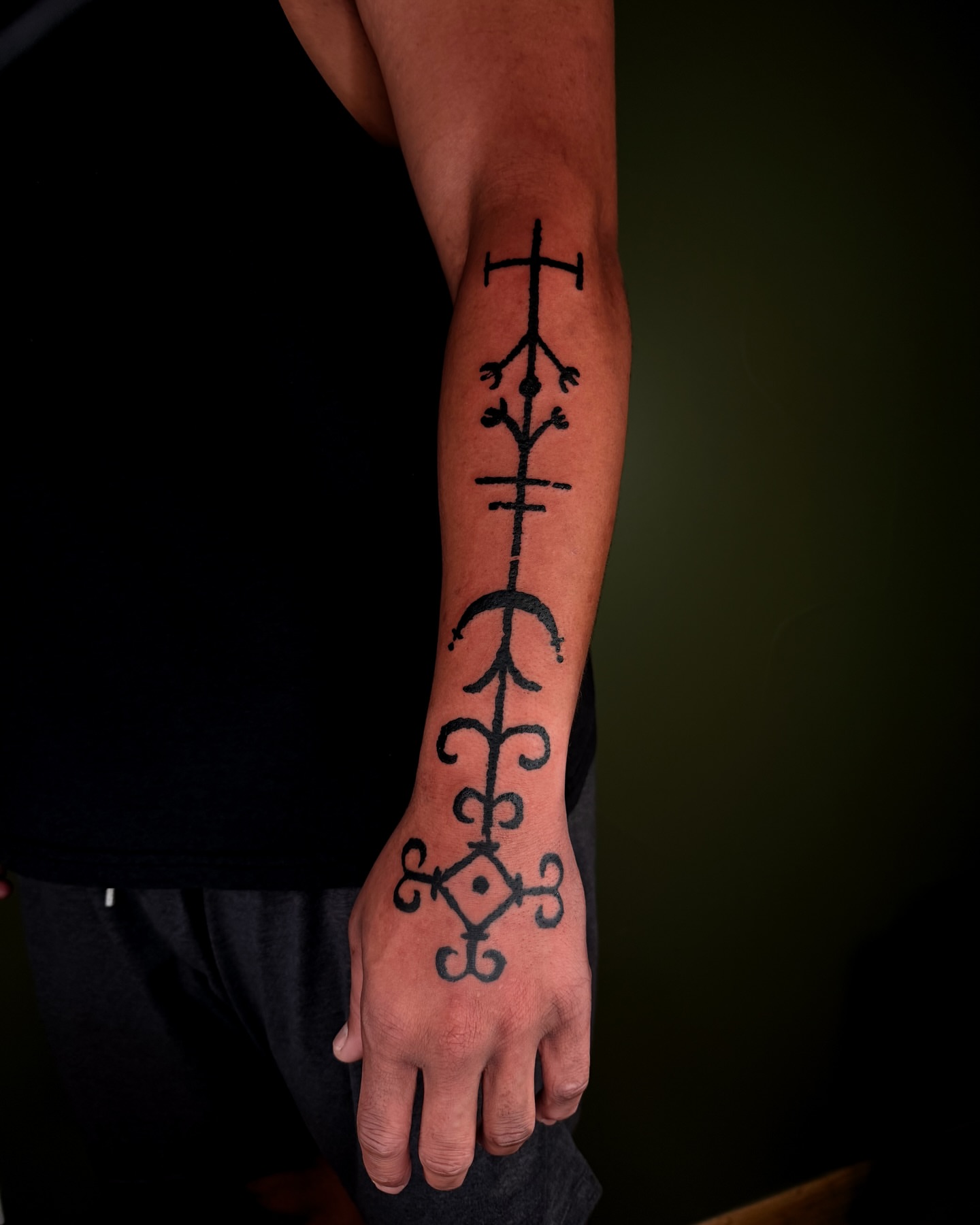 Tattoo by @faunawitchtattoo — geometric