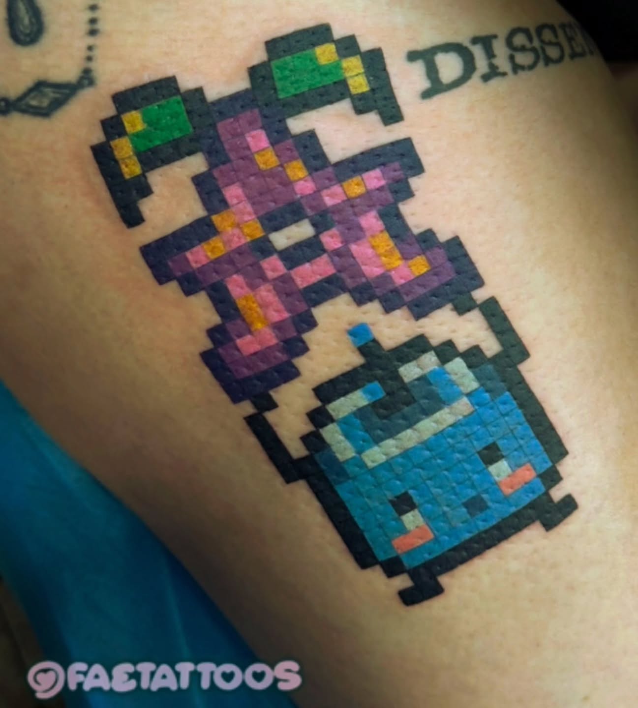 Tattoo by @faetattoos β dotwork