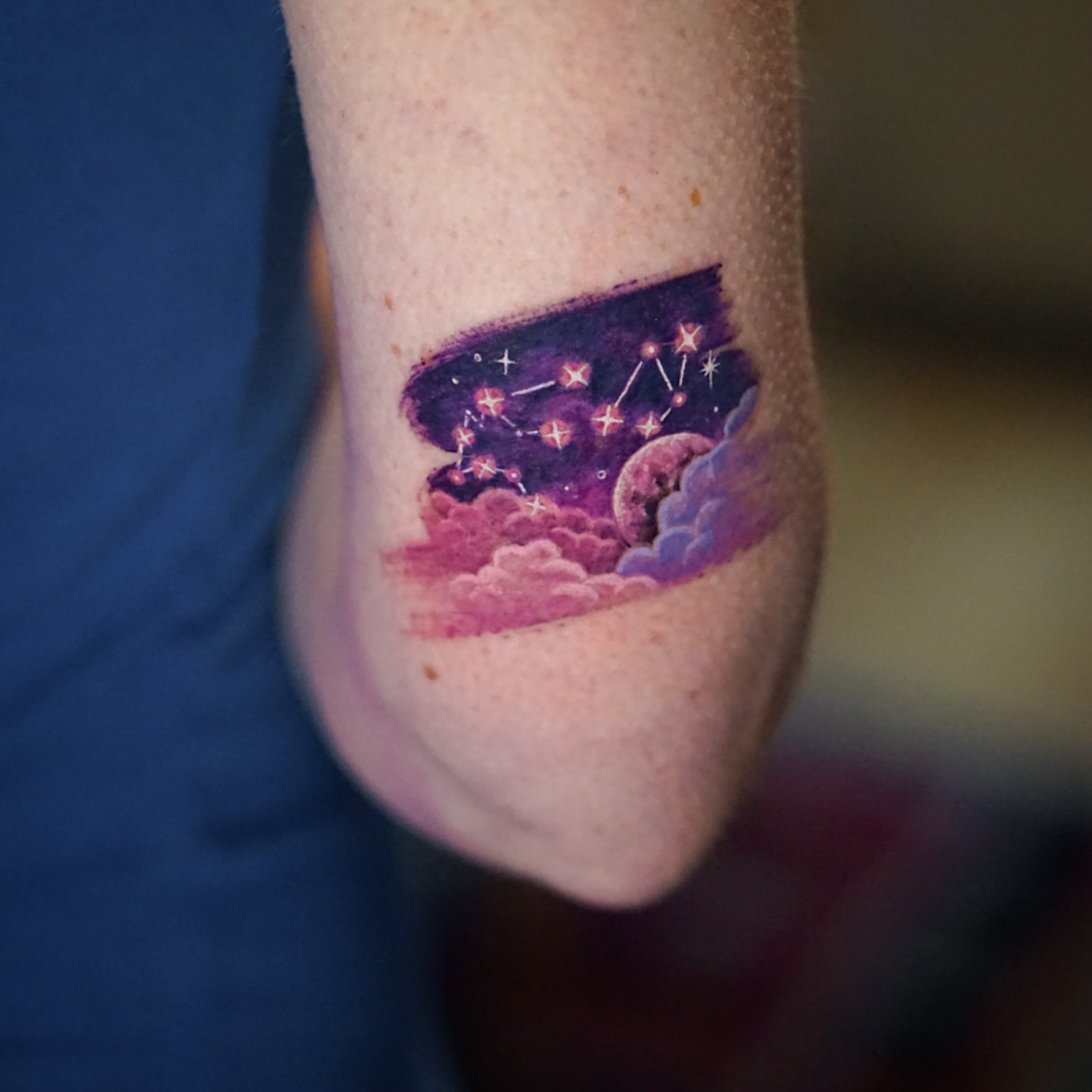 Tattoo by @gemma_tattooer — dotwork, realism