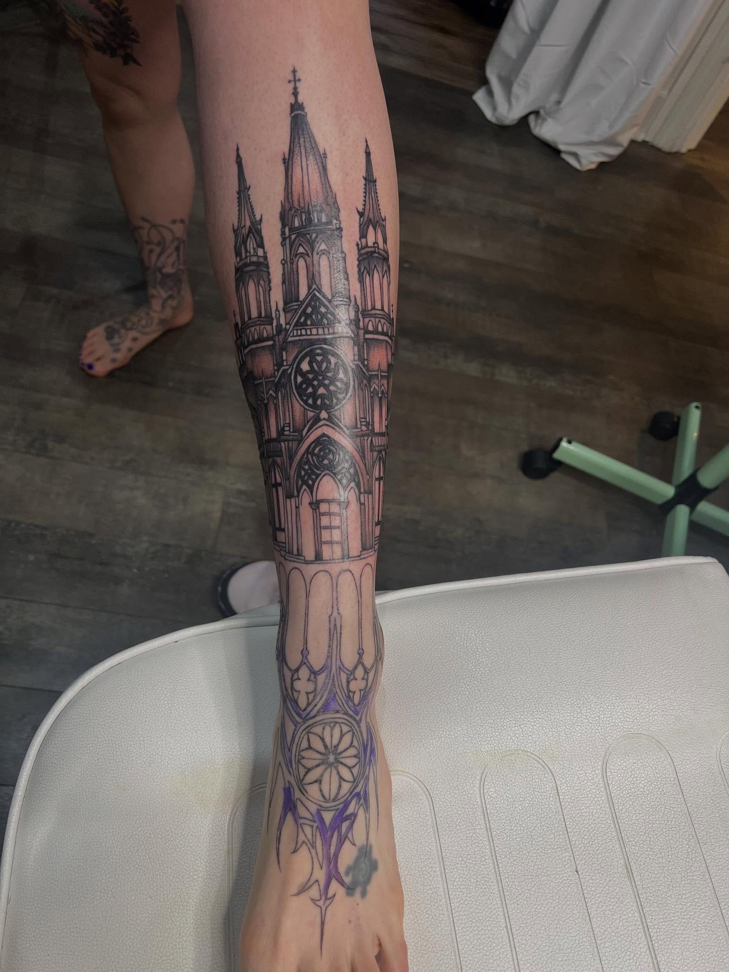 Tattoo by @rikki_mf_bobby — black_and_grey