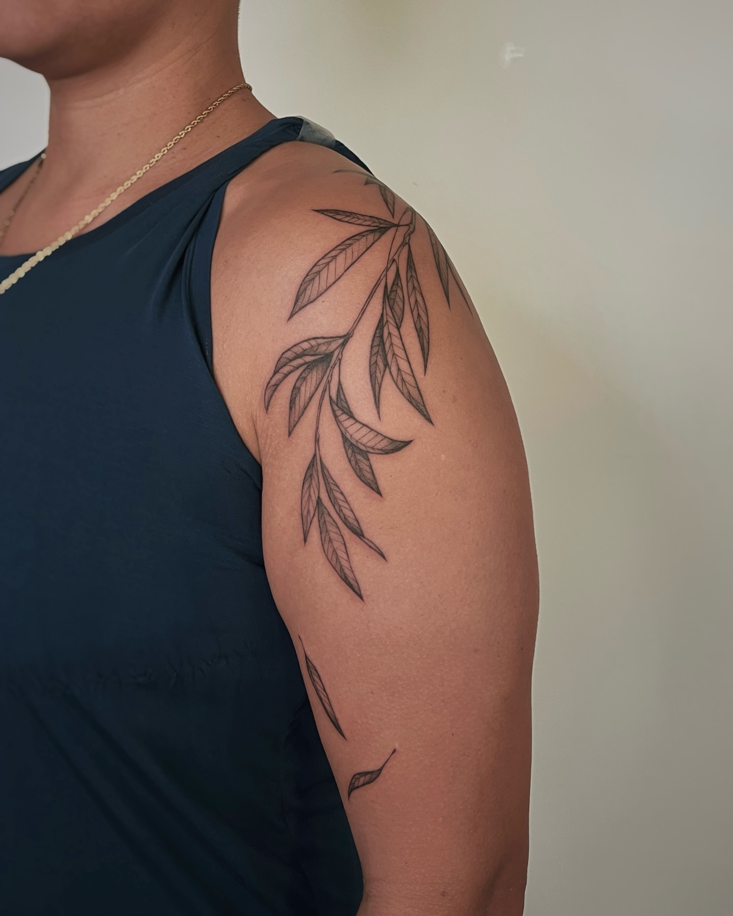 Tattoo by @mikaylasuetattoo — black_and_grey
