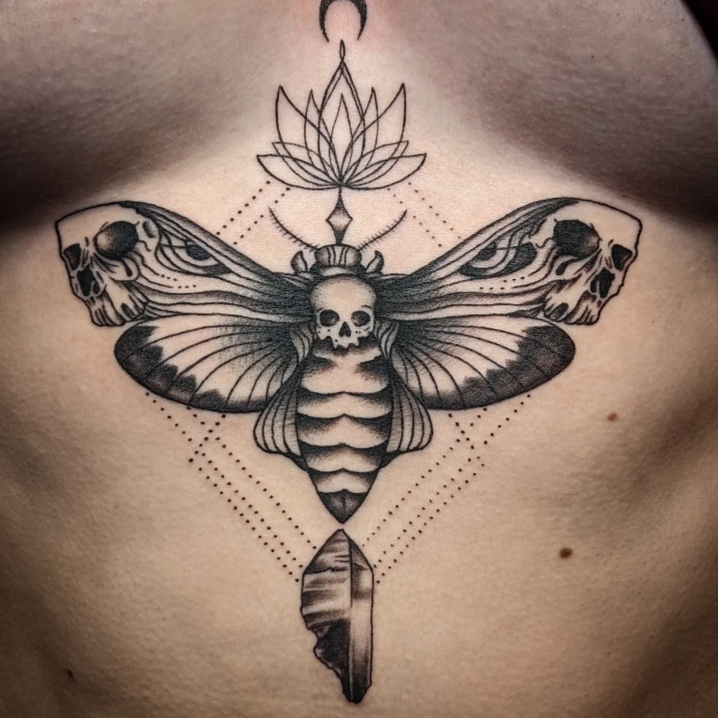 Tattoo by @krystamctattoos111 — dotwork, geometric