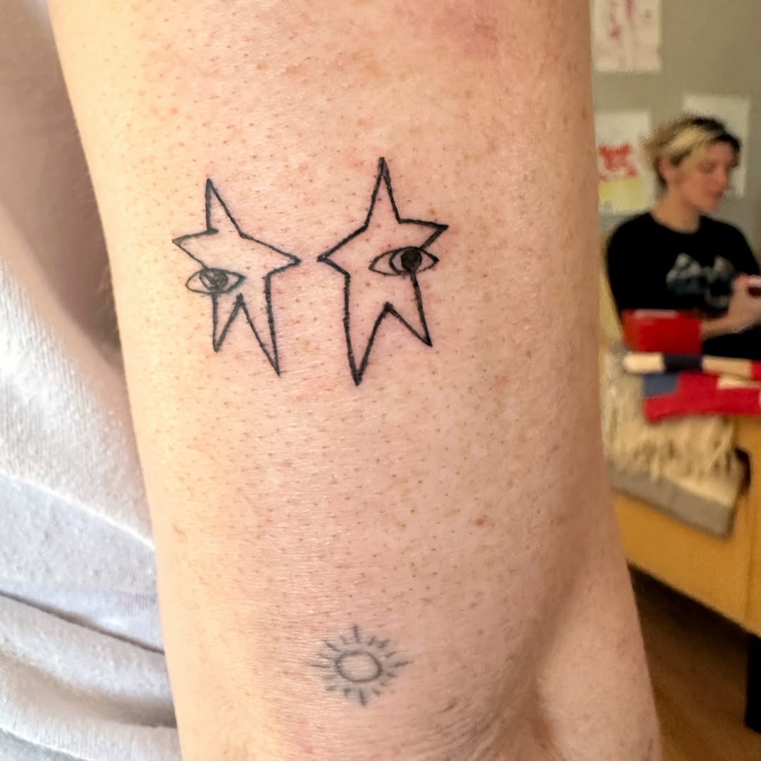 Tattoo by @flashertattoo — fine_line
