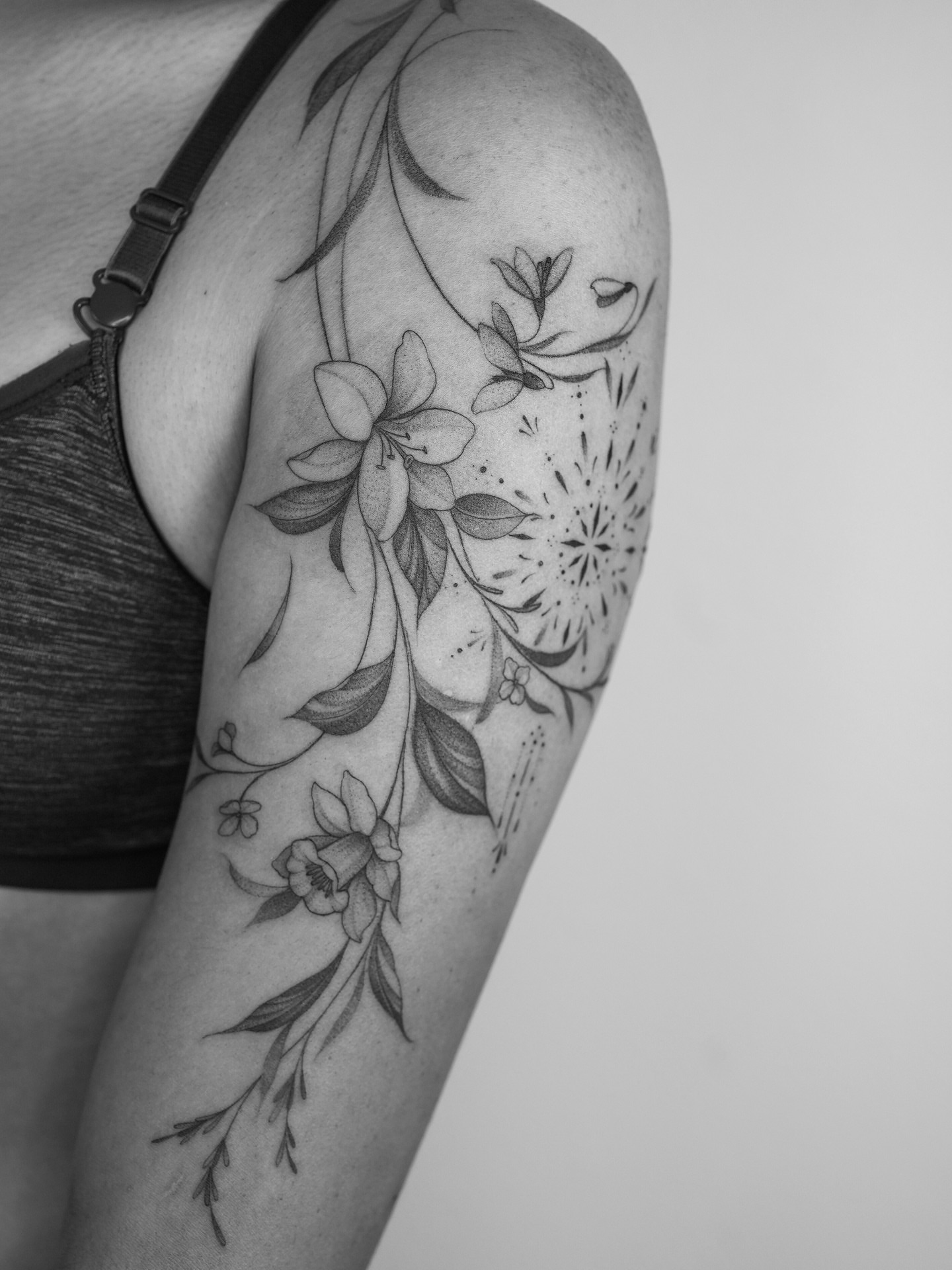 Tattoo by @xiu.tattoos — black_and_grey