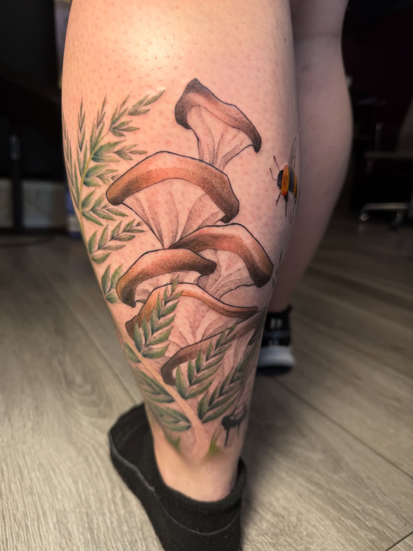 Tattoo by @taybeetattoo — realism