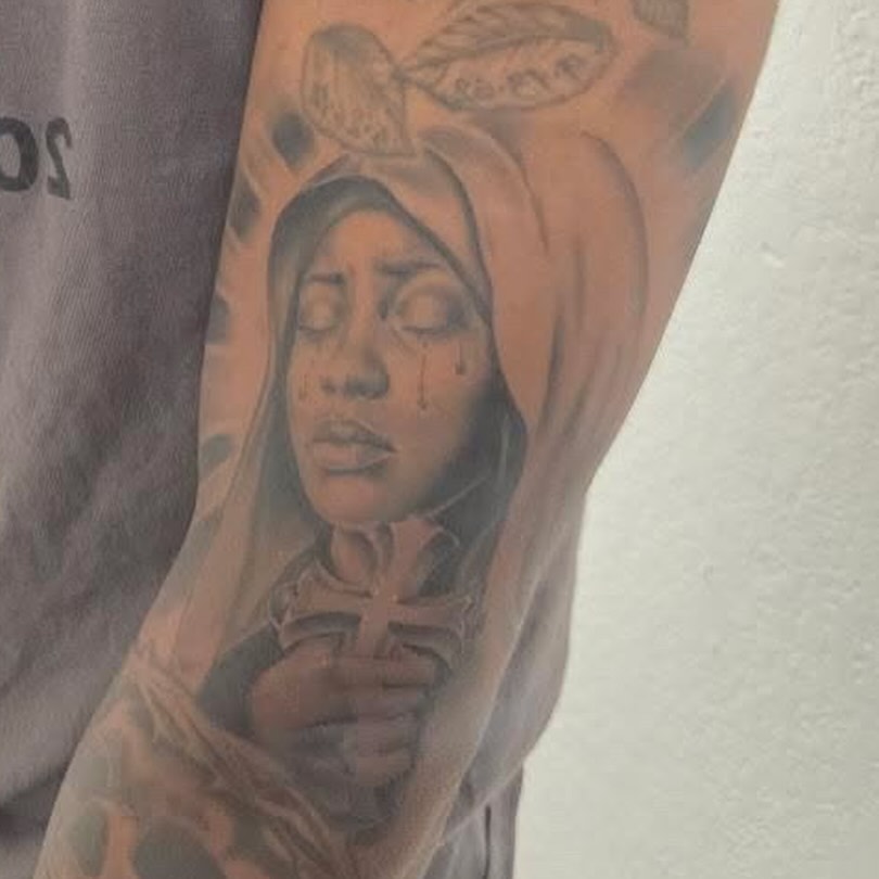 Tattoo by @leslieluck — realism, black_and_grey