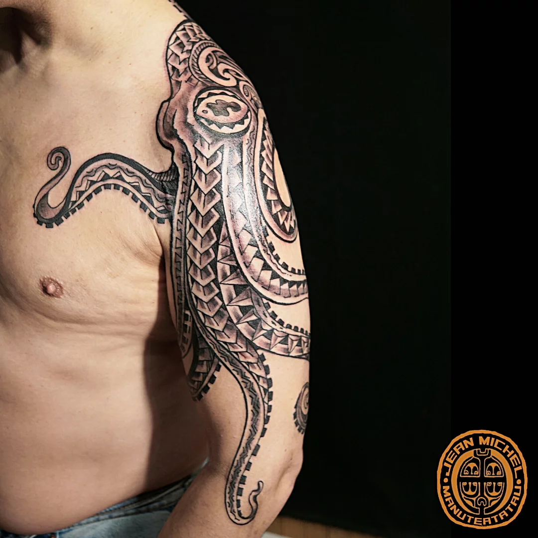 Tattoo by @jeanmichelmanutea — black_and_grey, tribal