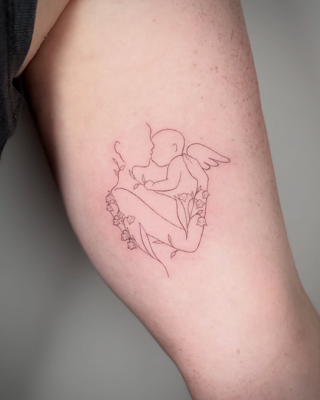 Fine line tattoo on the forearm by Jennifer Fuster