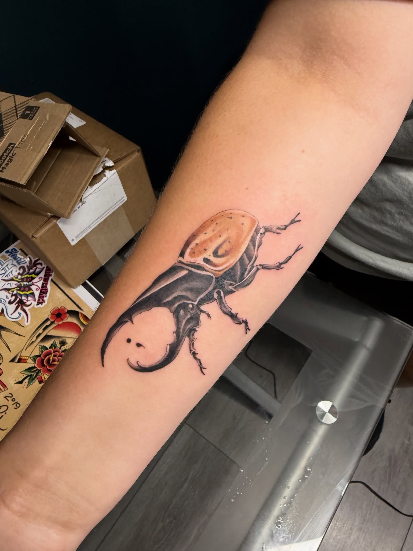 Tattoo by @taybeetattoo — realism
