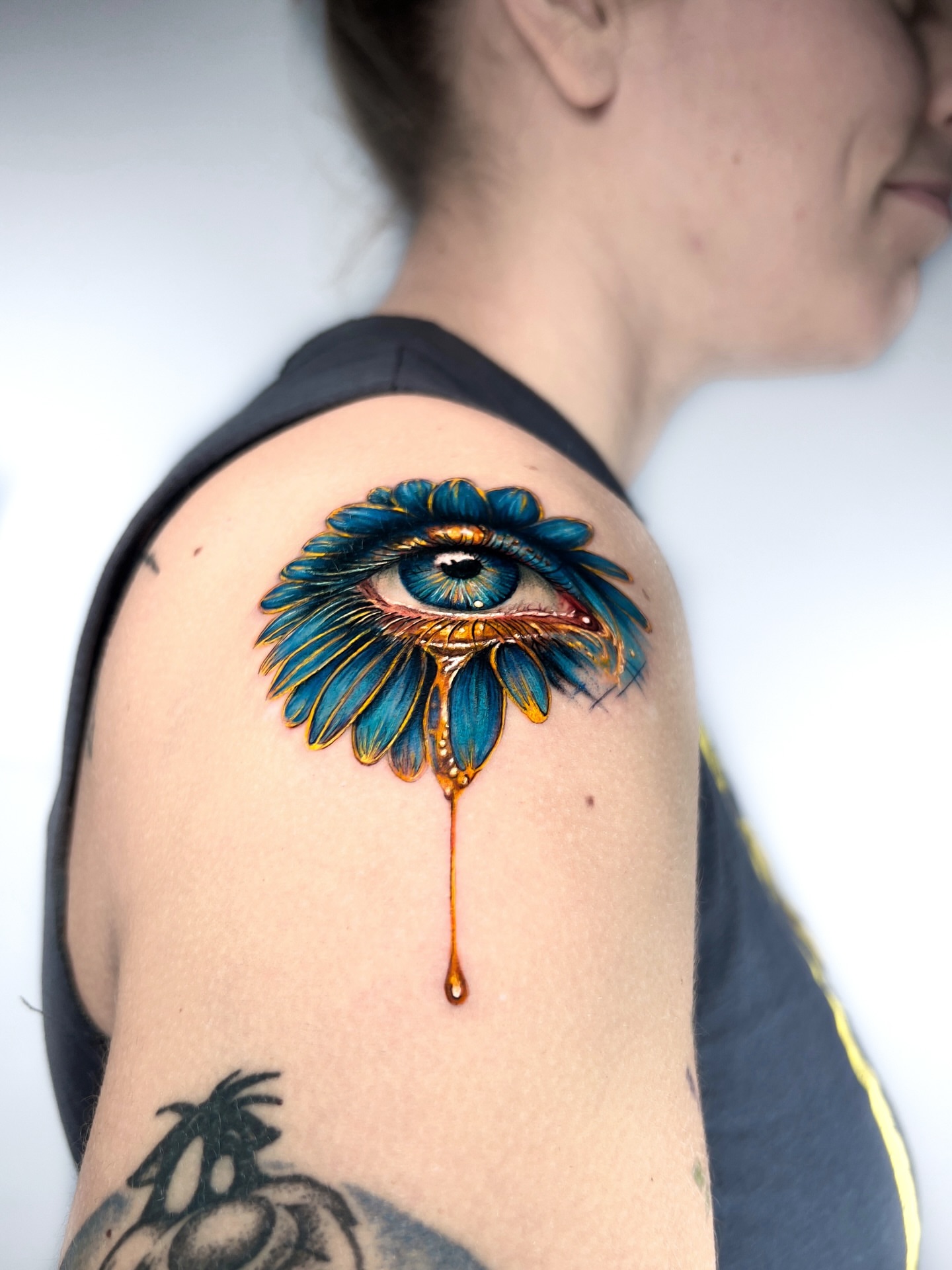 Tattoo by @serenayakcicekx — realism, dotwork