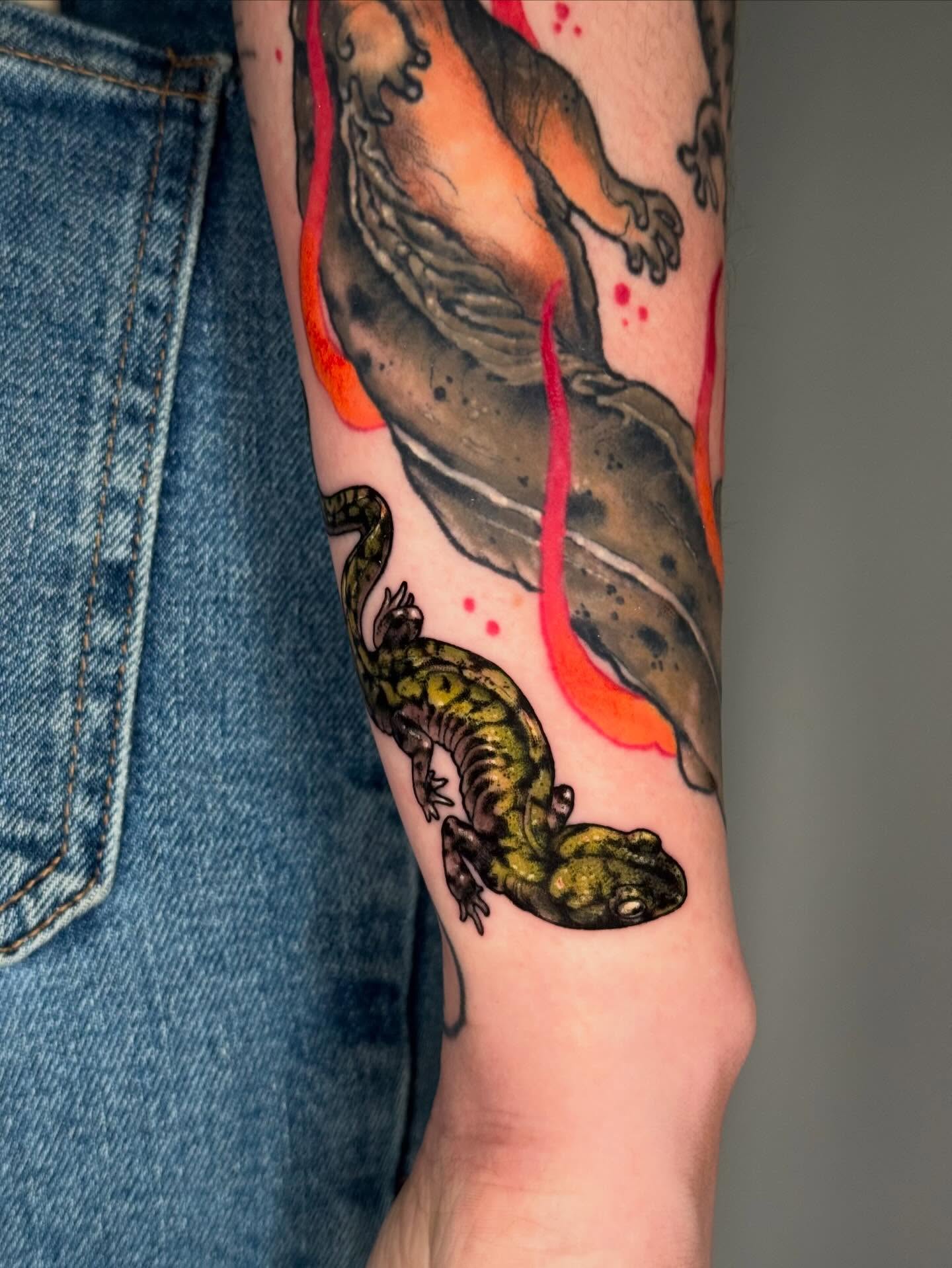 Tattoo by @catherineterlop โ realism