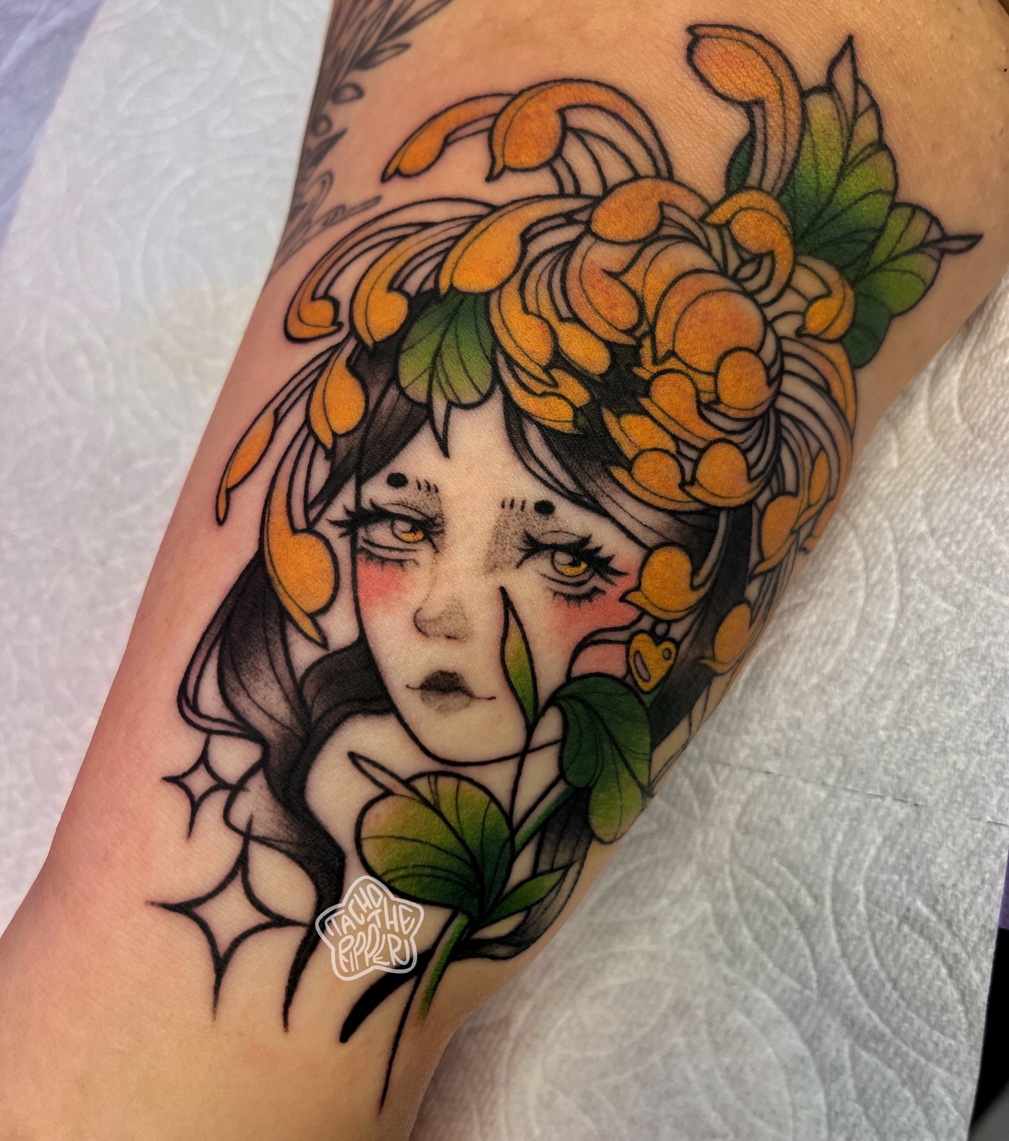 Medusa neo-traditional tattoo on the forearm by tacho ☻ 張玉玲