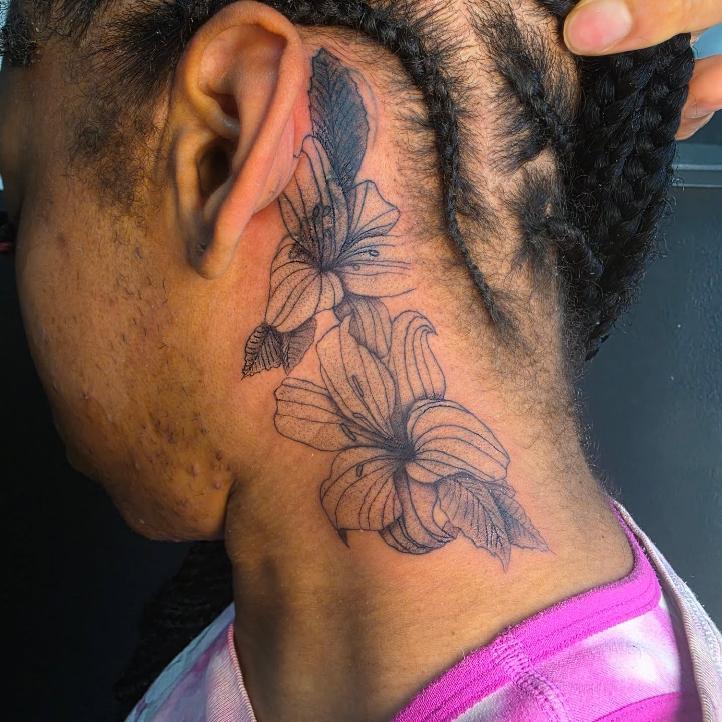 Flowers black and grey tattoo on the neck by 𝕷𝖚𝖈𝖎𝖉