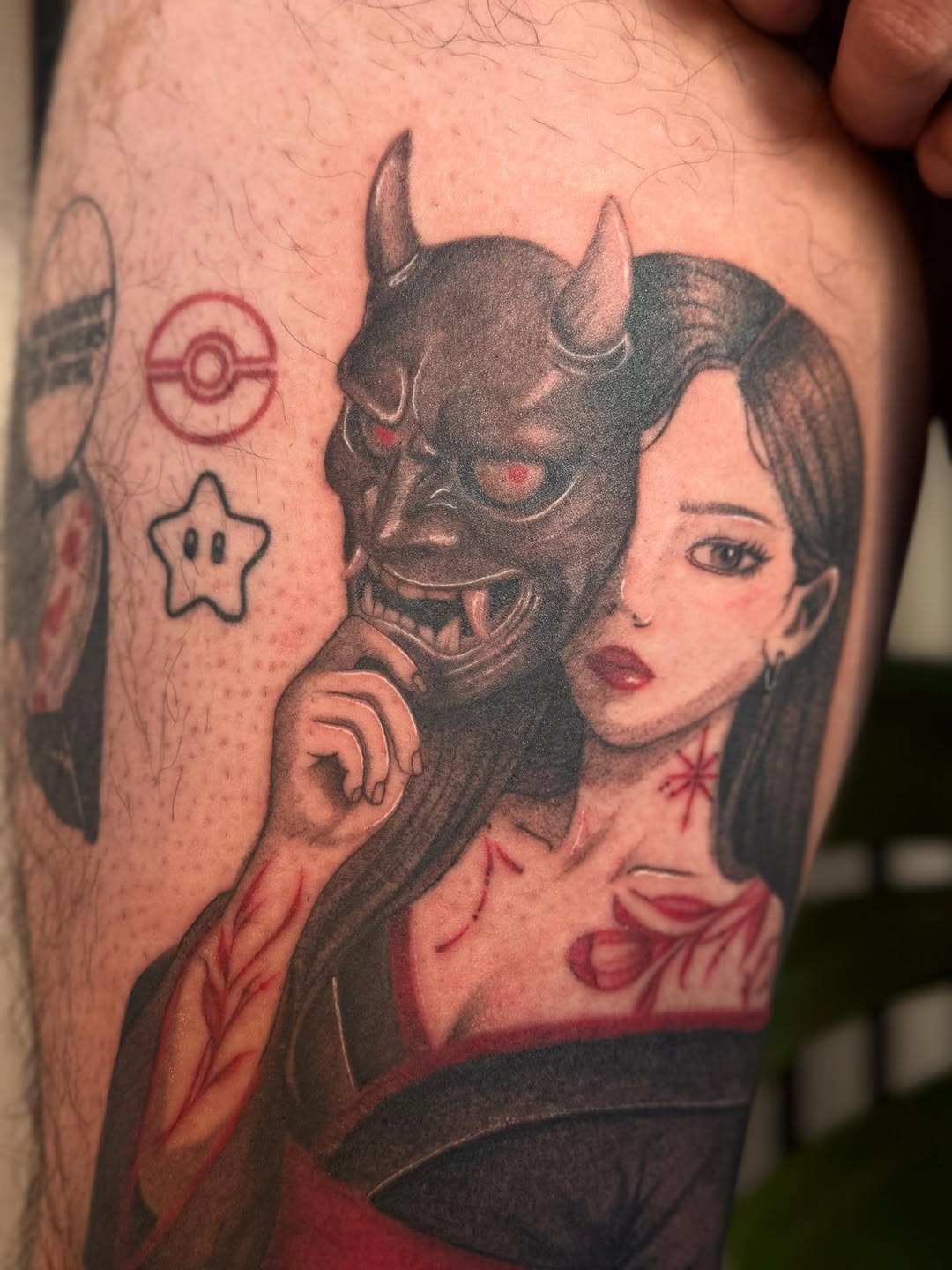 Tattoo by @divinithuy — black_and_grey, realism