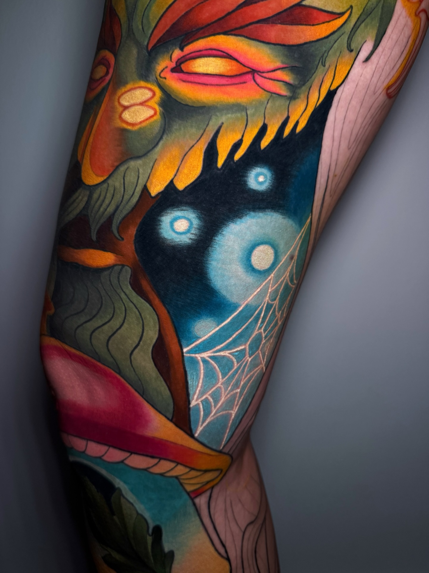 Tattoo by @kikifiligree — american_traditional, surrealism