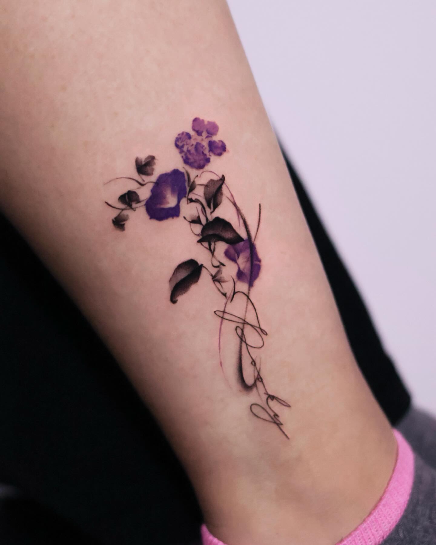 Tattoo by @kaki_tattooer — dotwork